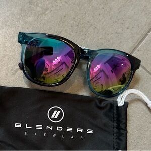Blenders Sunglasses with Multicolor Lenses